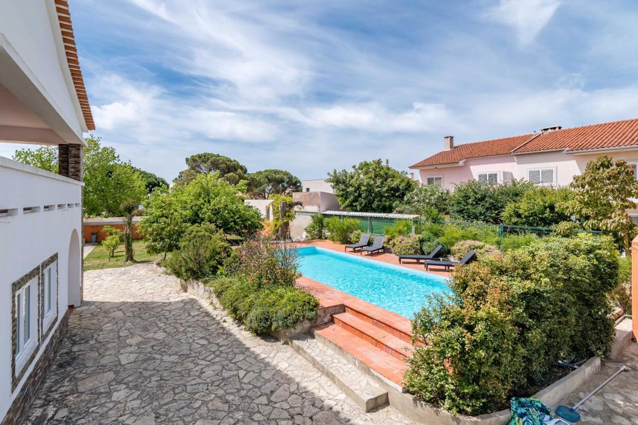 Vip House - Pool & Beach In Caparica Charneca  Exterior photo